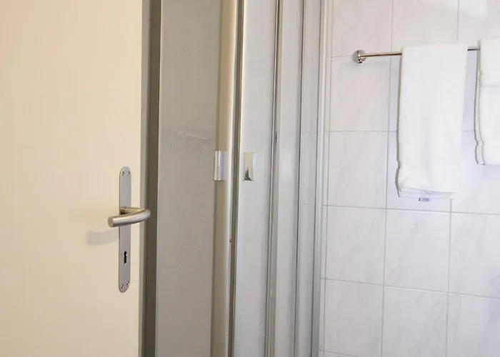 Practical At Trendy Location - Stork 22 Apartmán *